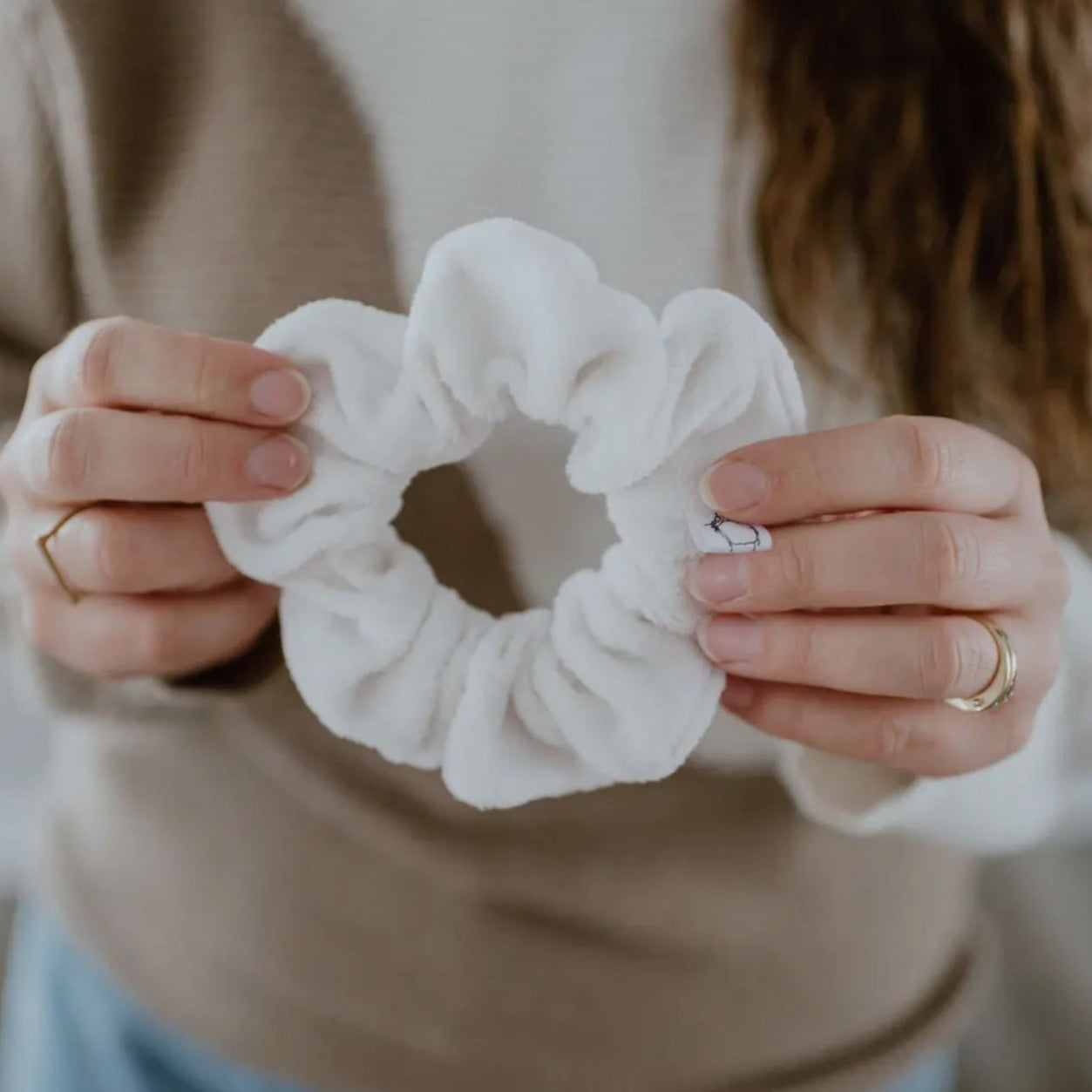 All-Day-Hold: Towel Scrunchies